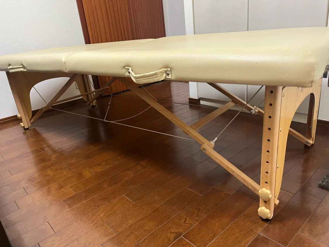 折りたたみマッサージベッド エステベッド 施術台の写真3枚目