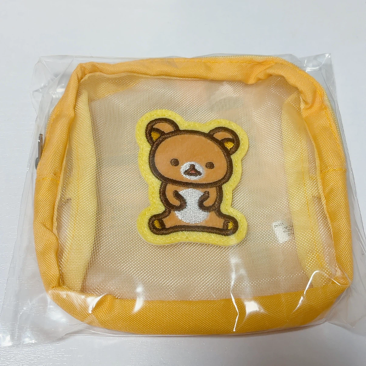 一番くじ リラックマ メッシュ刺繍ポーチ A賞の写真2枚目