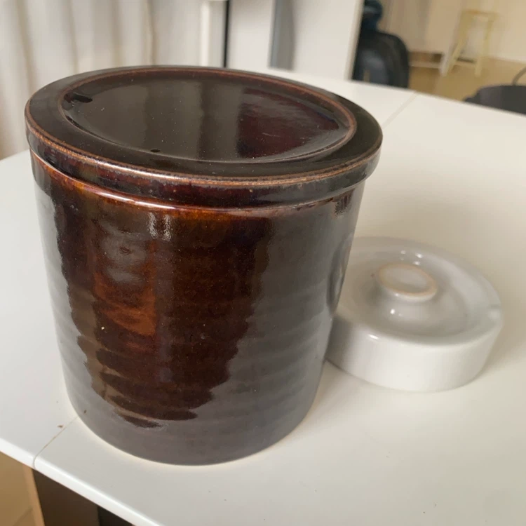 浅漬け、陶器。