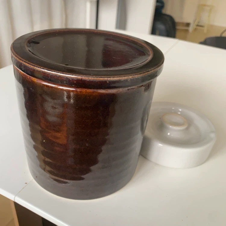 浅漬け、陶器。