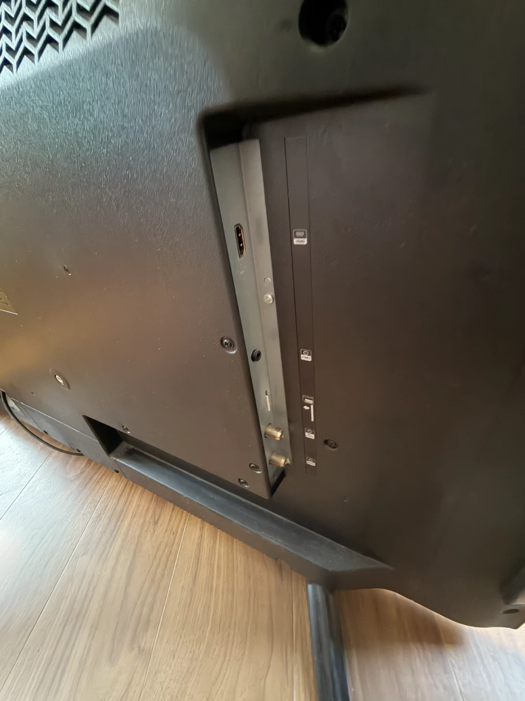 【訳アリ】50V型 液晶テレビ 【動作確認済み】の写真3枚目
