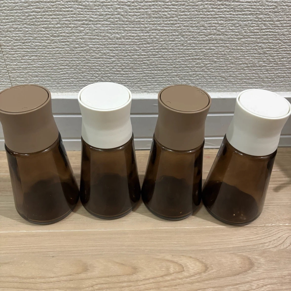 【新品未使用】HALVTOM ハルヴトム ソルト&ペッパーシェーカー