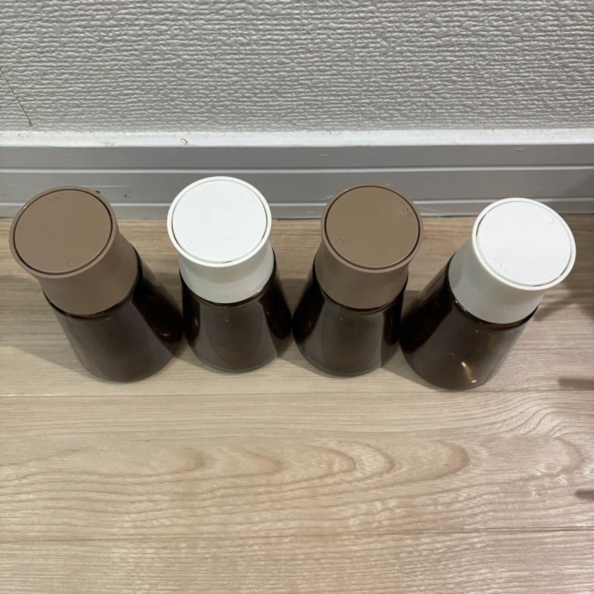 【新品未使用】HALVTOM ハルヴトム ソルト＆ペッパーシェーカーの写真2枚目
