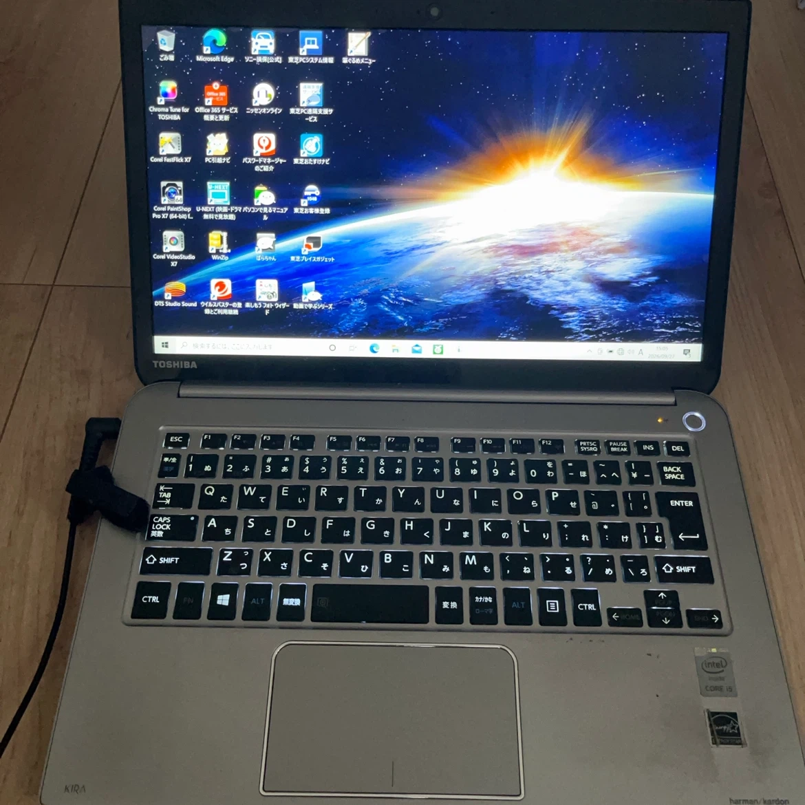 東芝 ノートPC KIRA Core i5の写真3枚目