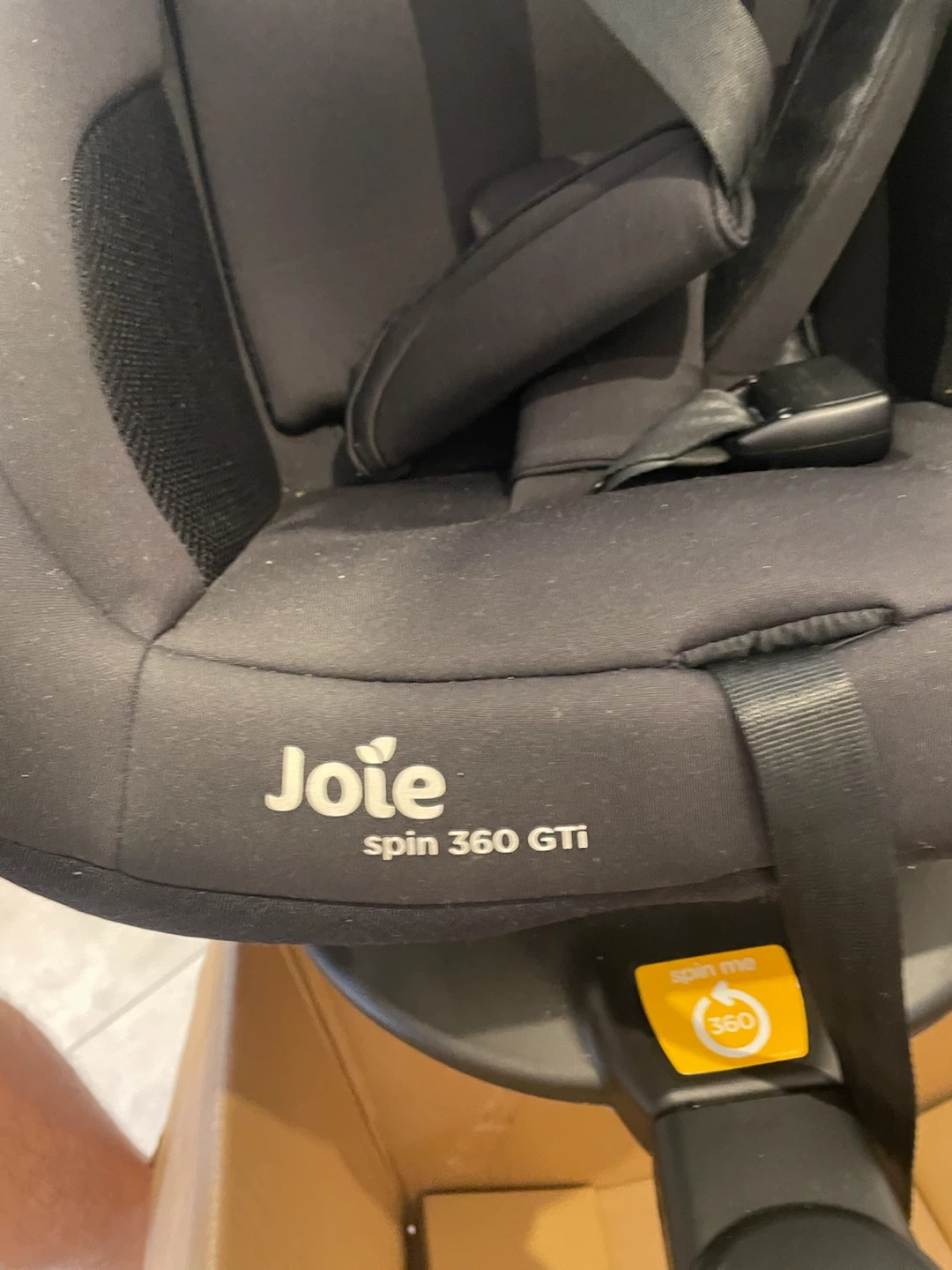 ジョイー チャイルドシート spin 360 GTiの写真2枚目