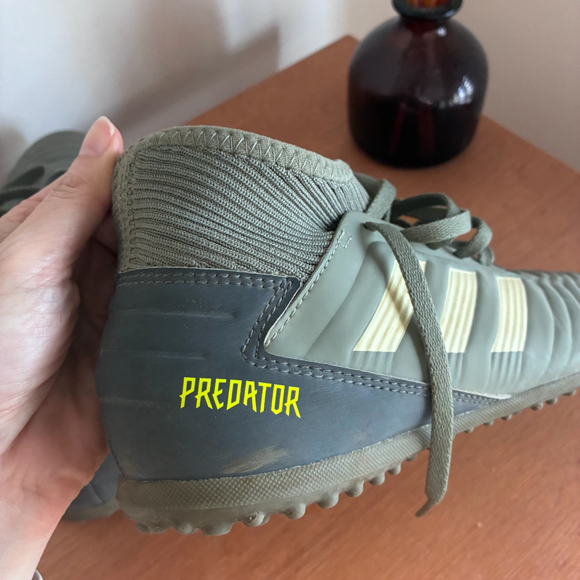 アディダス プレデター サッカートレーニングシューズ 22cmの写真3枚目