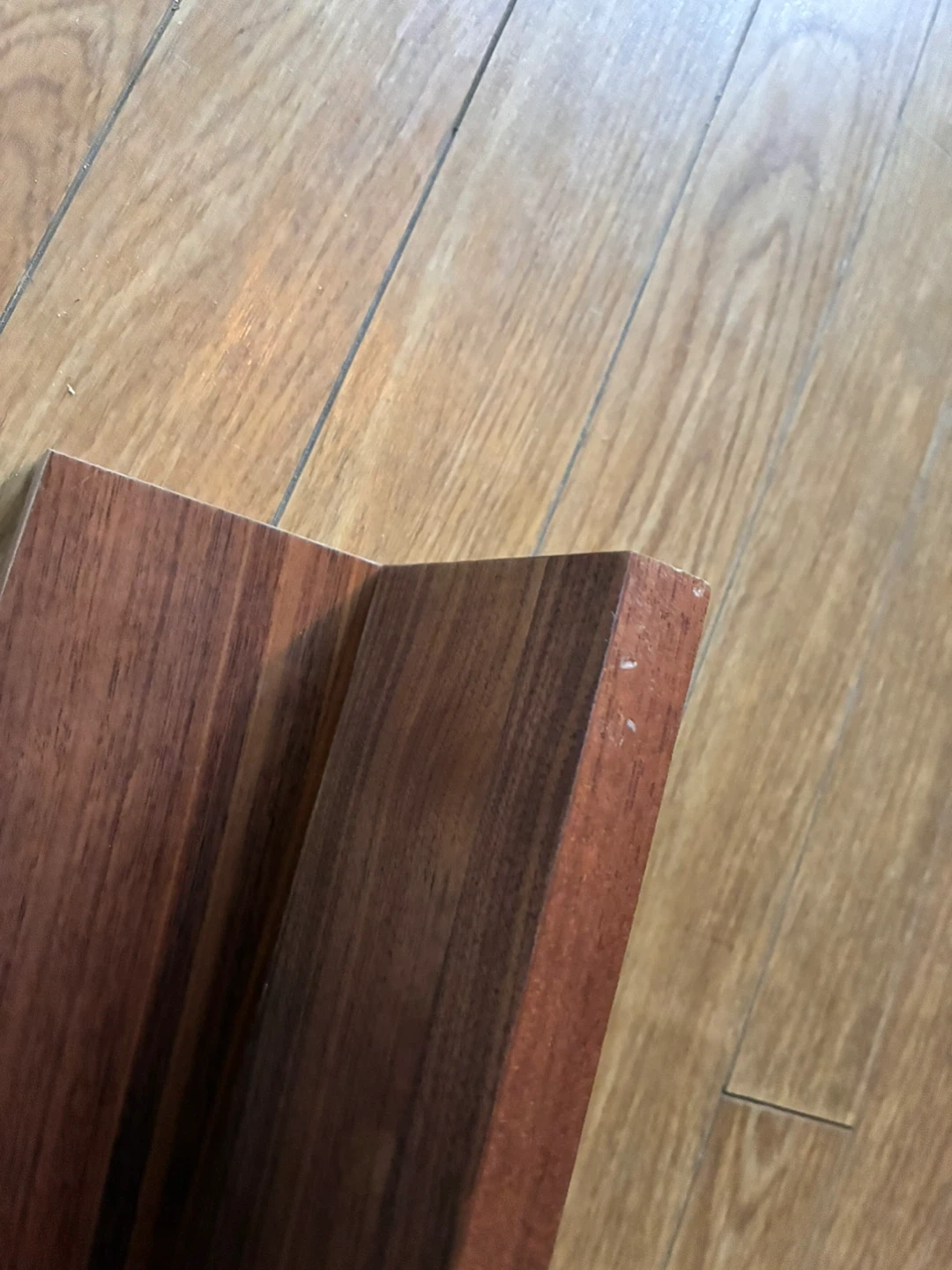 無印良品 壁に付けられる家具 棚 ウォールナット材の写真3枚目