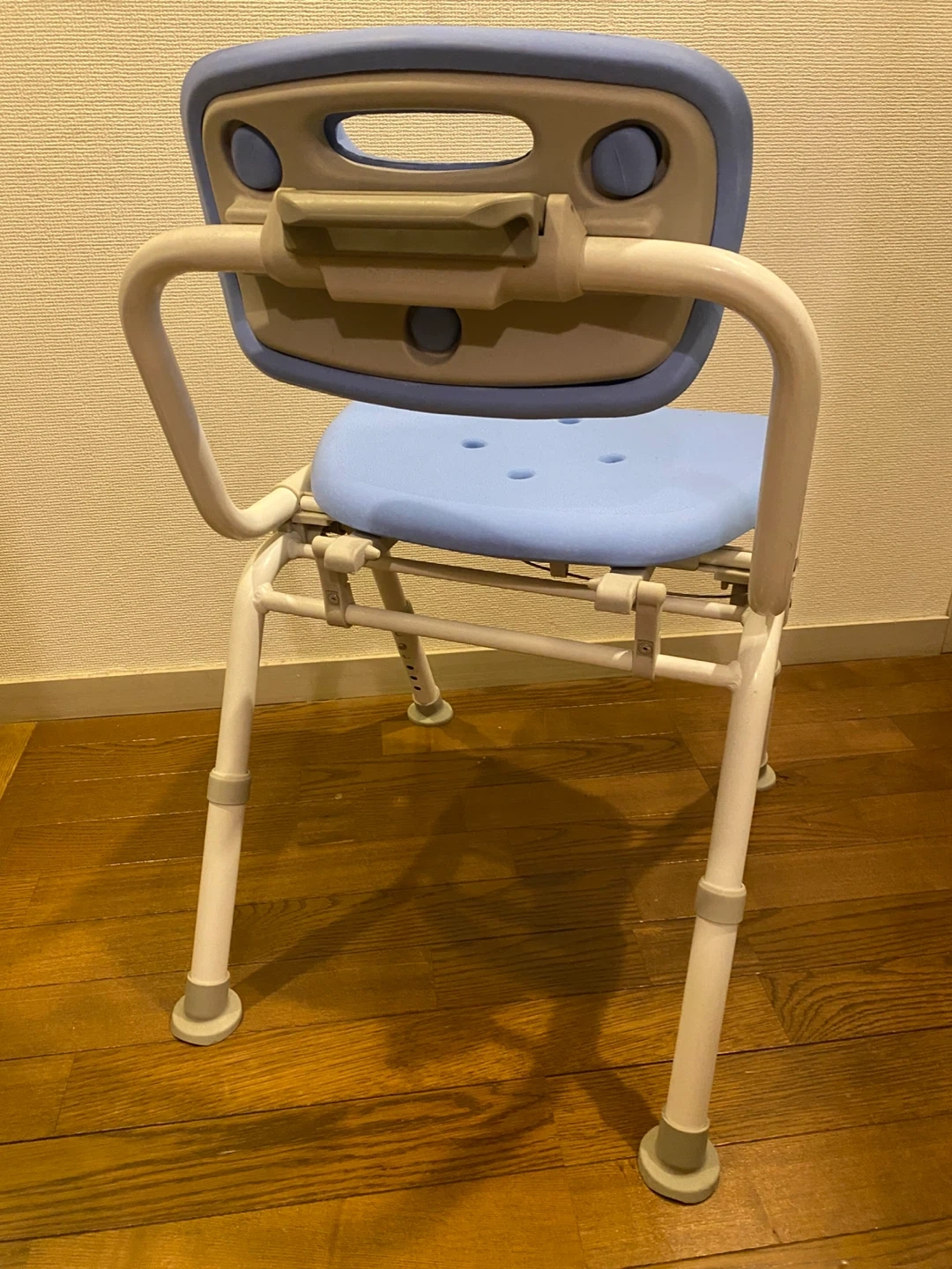 【シニア・介護用品】パナソニック シャワーチェア PN-L42221の写真3枚目