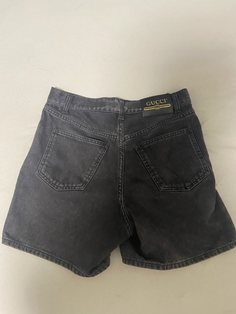 gucciグッチ デニムショートパンツ ブラックデニム サイズ30