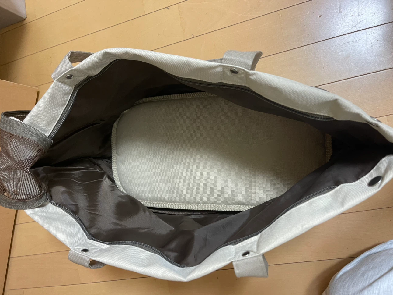 ペット用キャリーバッグ ベージュの写真5枚目