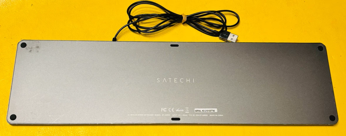 Satechi ST-AMWK アルミニウム 有線キーボード スペースグレイ 動作確認済みの写真2枚目