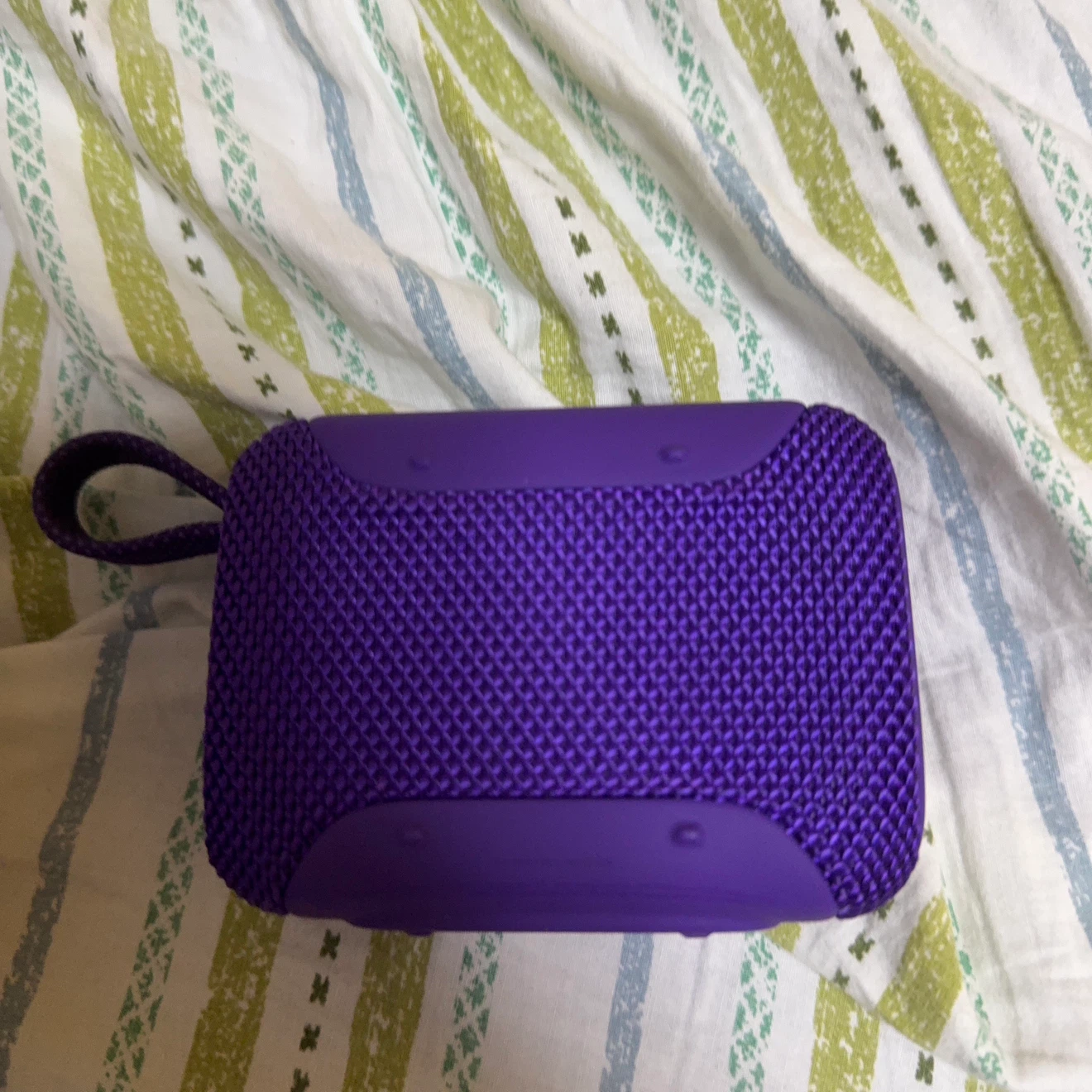 JBL GO5 パープル ポータブルスピーカーの写真2枚目
