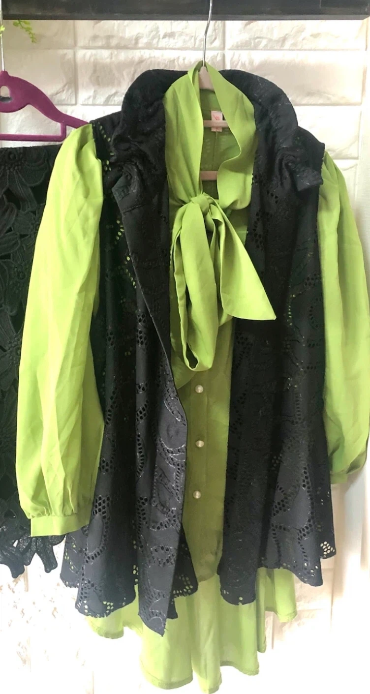 ✨🌟ツーピースセット:ドレスシャツ+レースベスト🌟✨