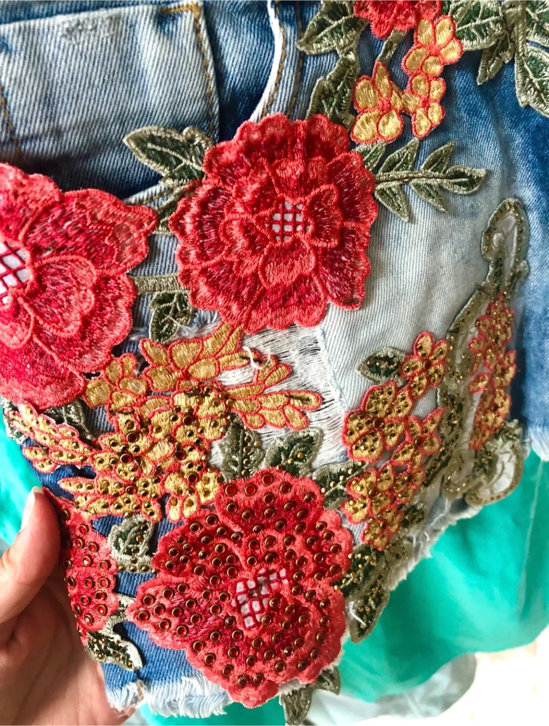 ✨🌟ランサパフューム 刺繍デニムショートパンツ🌟✨の写真2枚目