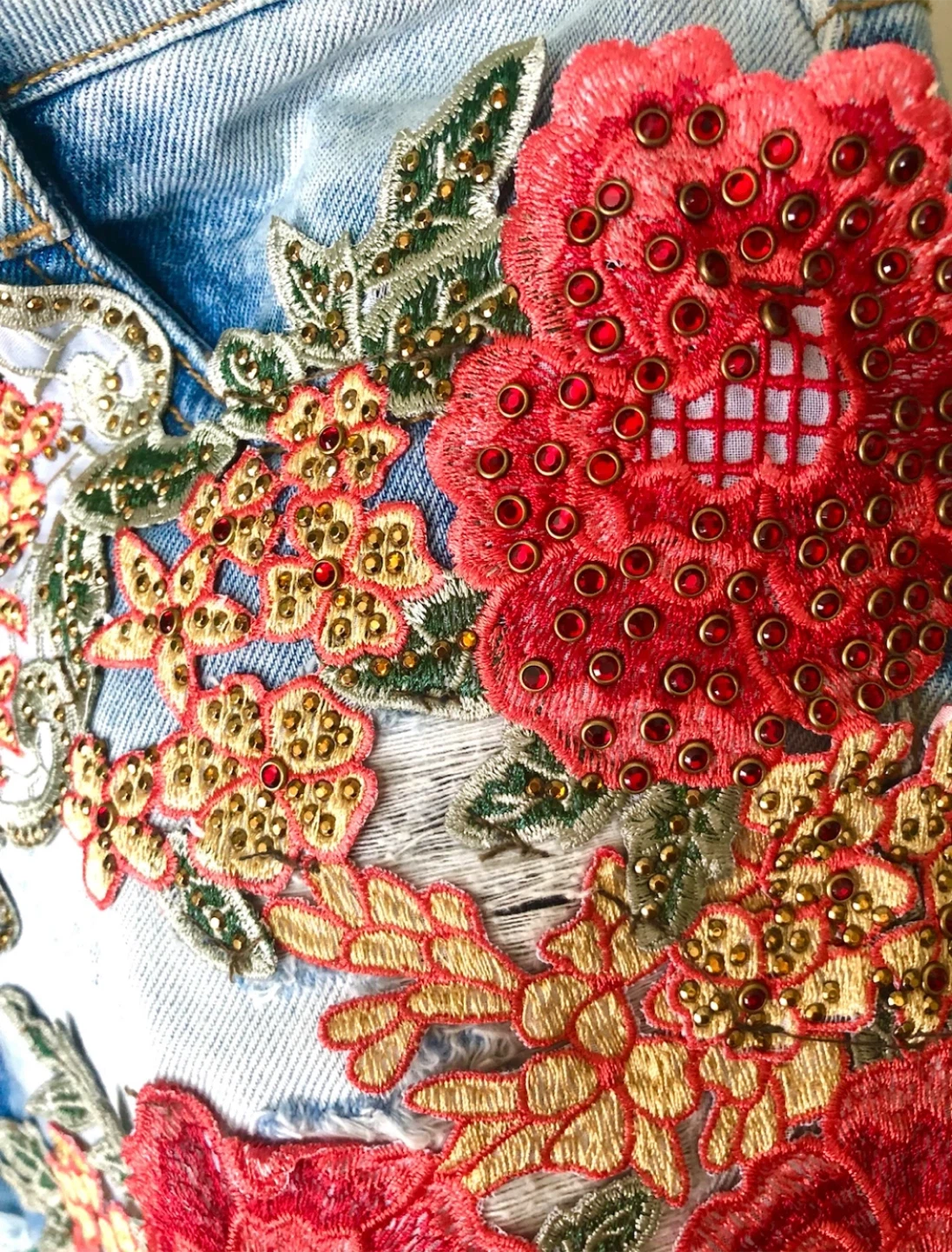 ✨🌟ランサパフューム 刺繍デニムショートパンツ🌟✨の写真3枚目