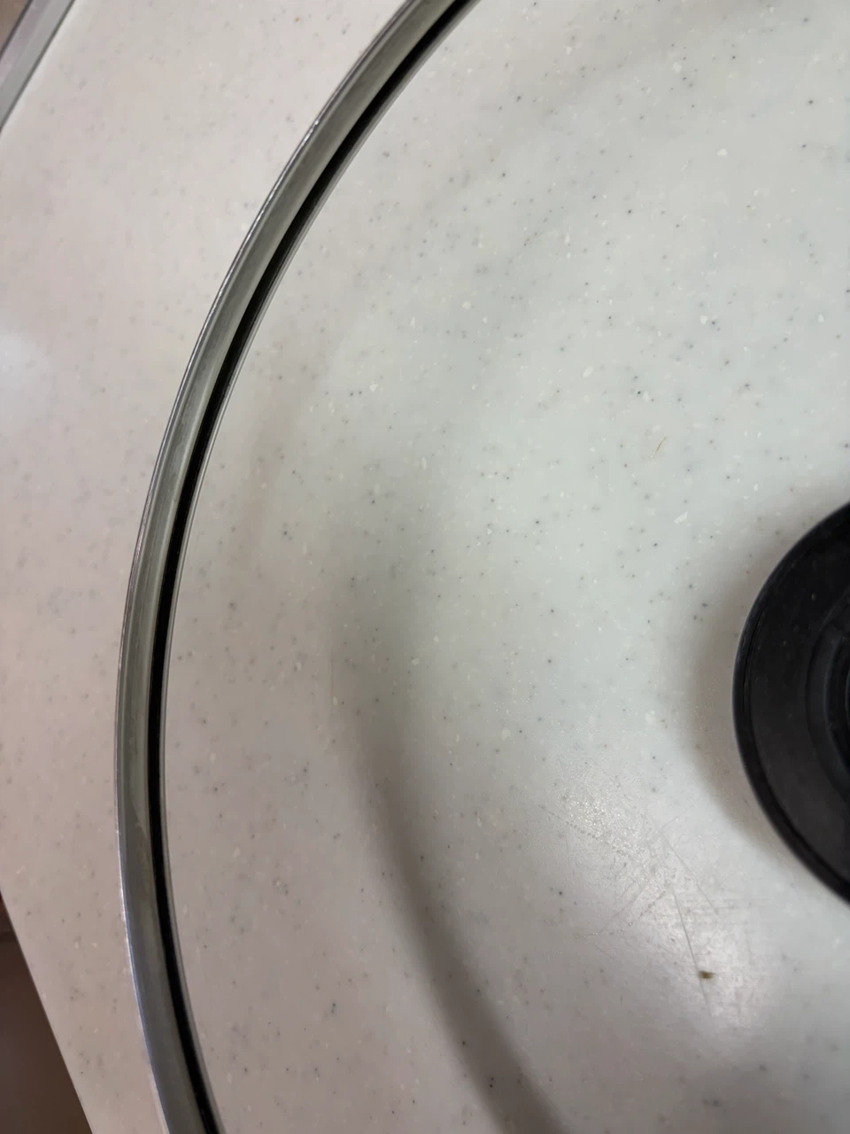 ダイヤアルミ スピニー 26cm ガラス蓋の写真3枚目