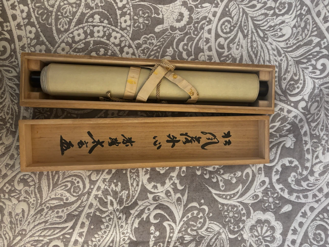 【共箱付】大徳寺 黄梅院 小林太玄 直筆 一行書 掛軸「松風塵外心」茶掛 禅語の写真2枚目