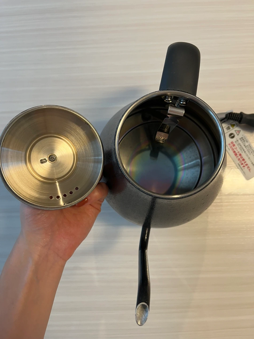 デロンギ 電気ケトル アイコナの写真3枚目