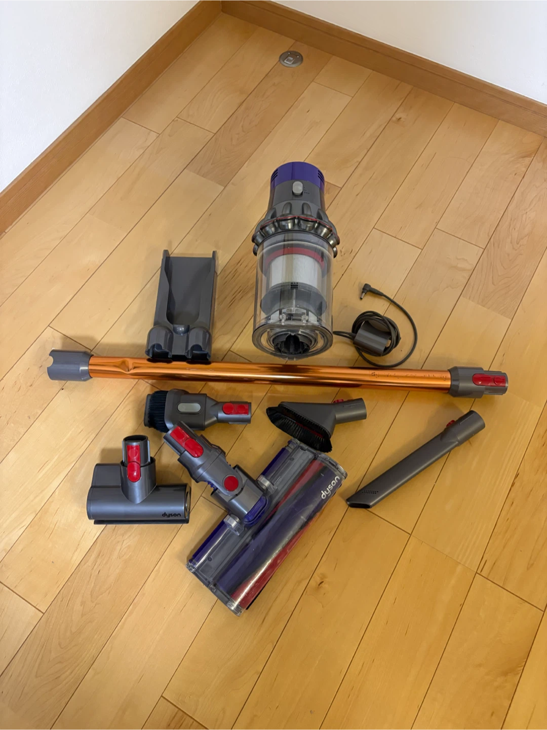 ダイソン 掃除機 Cyclone V10 Fluffy