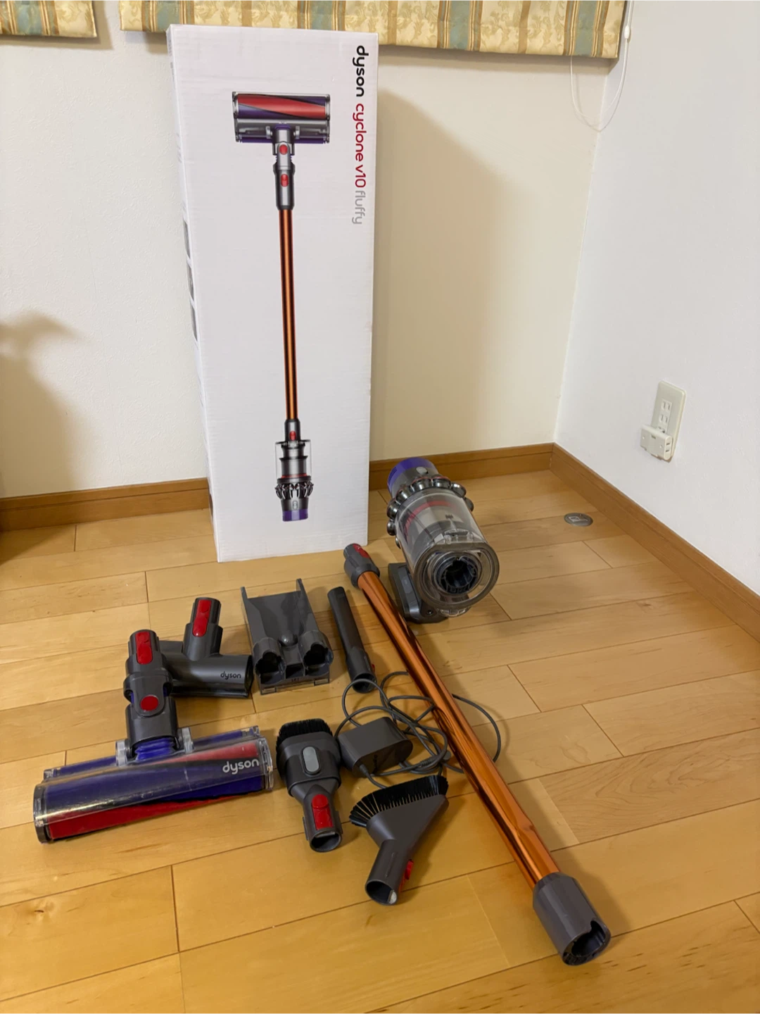 ダイソン 掃除機 Cyclone V10 Fluffyの写真5枚目