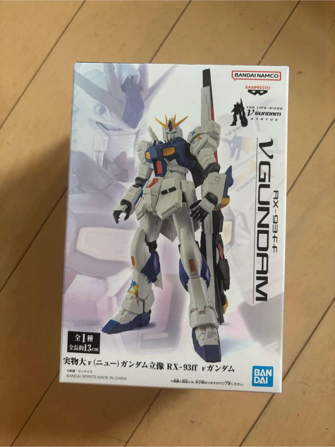 バンプレスト 実物大νガンダム 立像