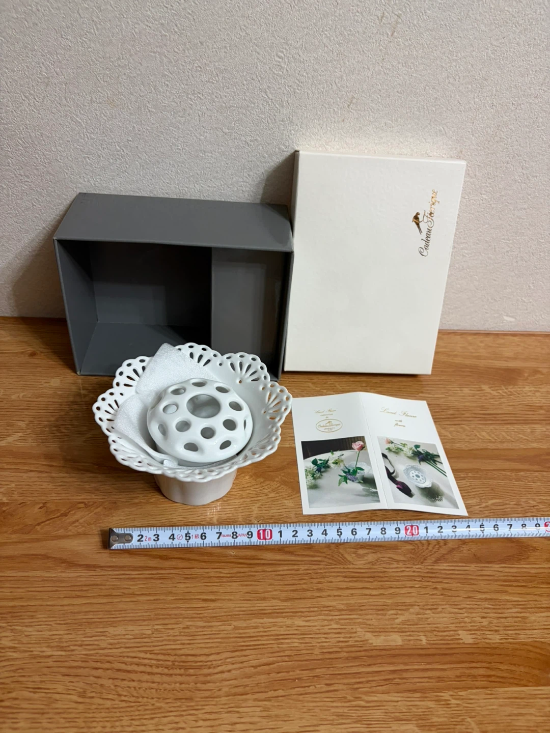 ⭐︎新品⭐︎レース編み調 陶器 花器の写真2枚目