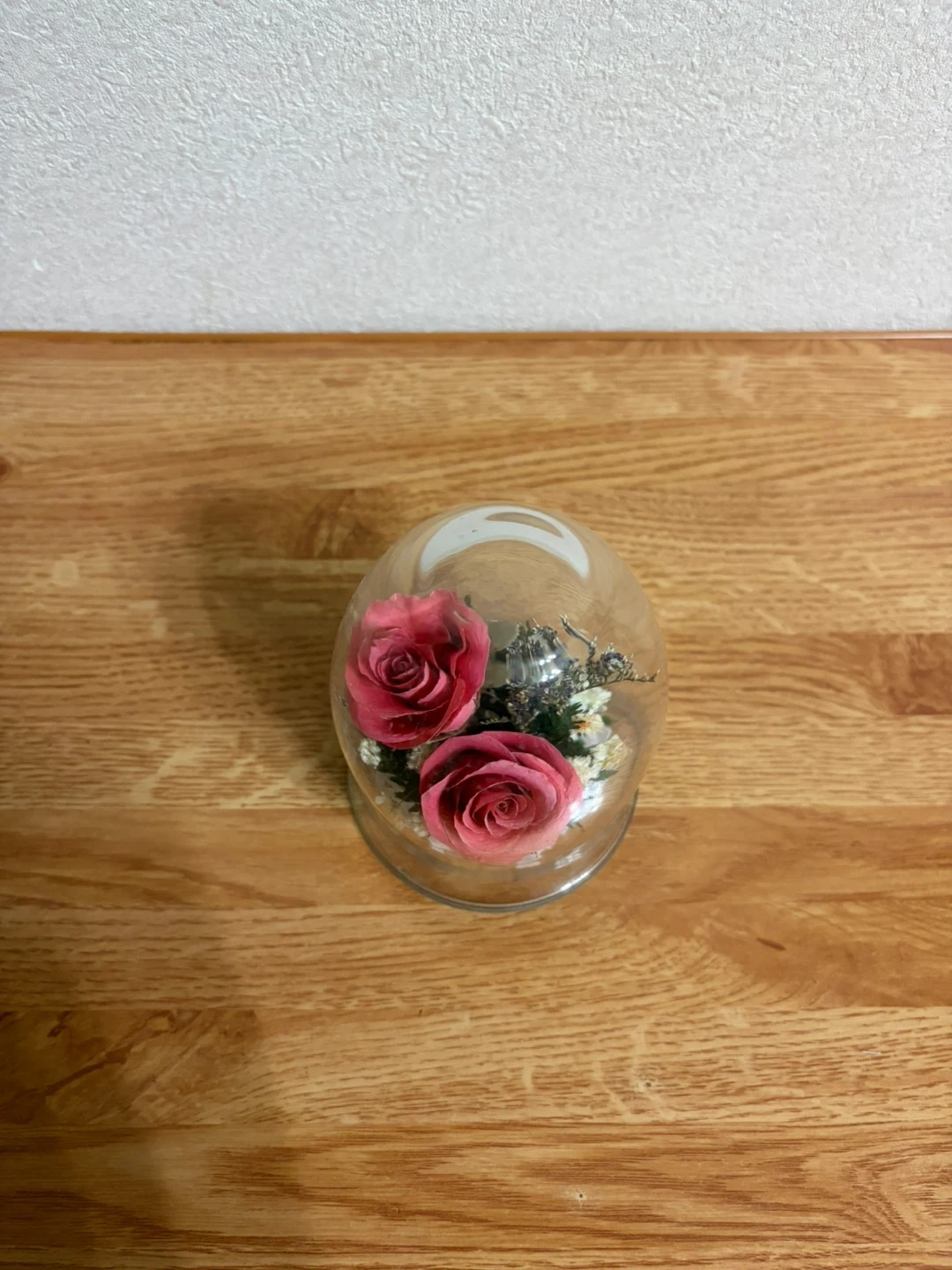 ガラスドーム入りプリザーブドフラワー 薔薇の写真3枚目
