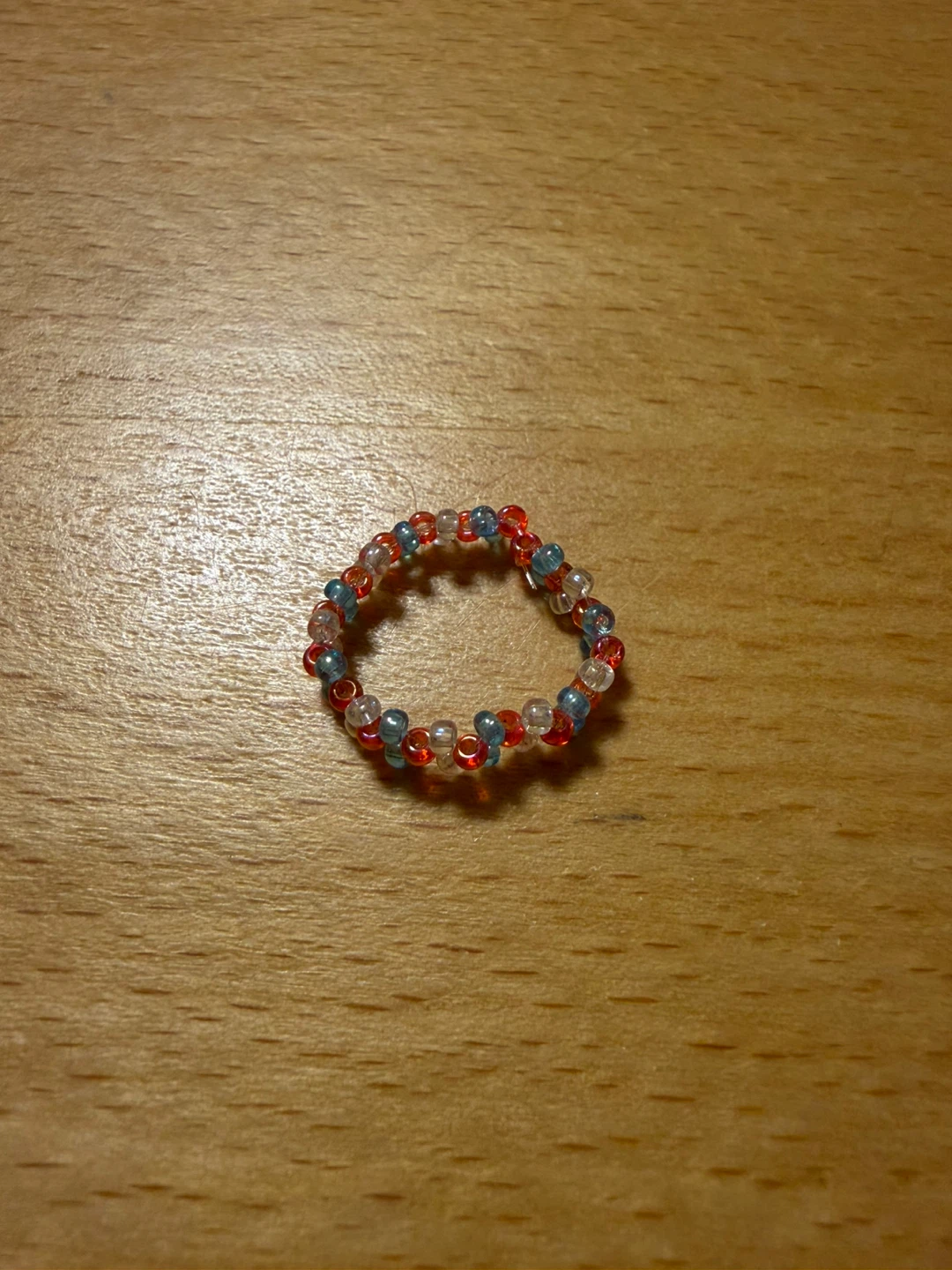 ハンドメイド ビーズリング レッド・ブルー