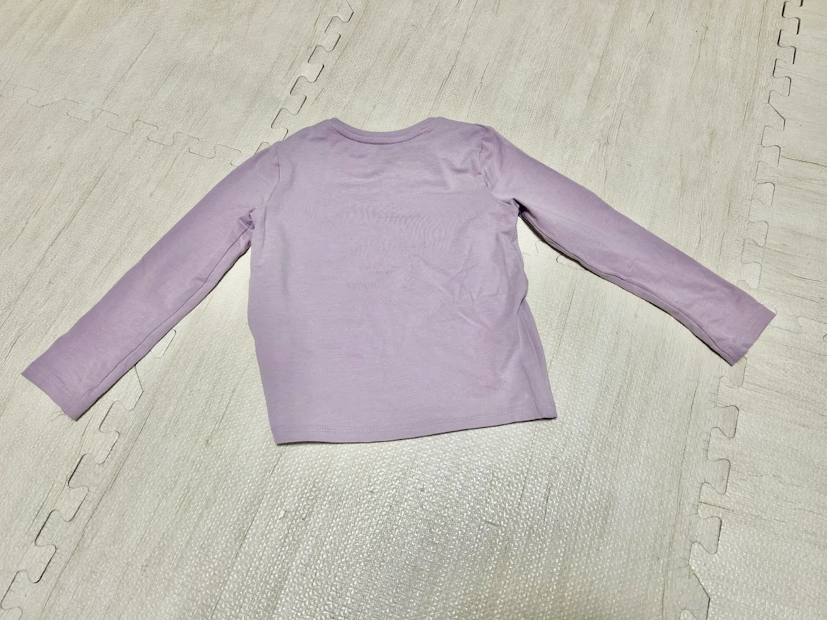 武蔵小杉★ 美品 H＆M 子供服 長袖トップス 3枚セット サイズ100 保育園着 男女兼用の写真9枚目