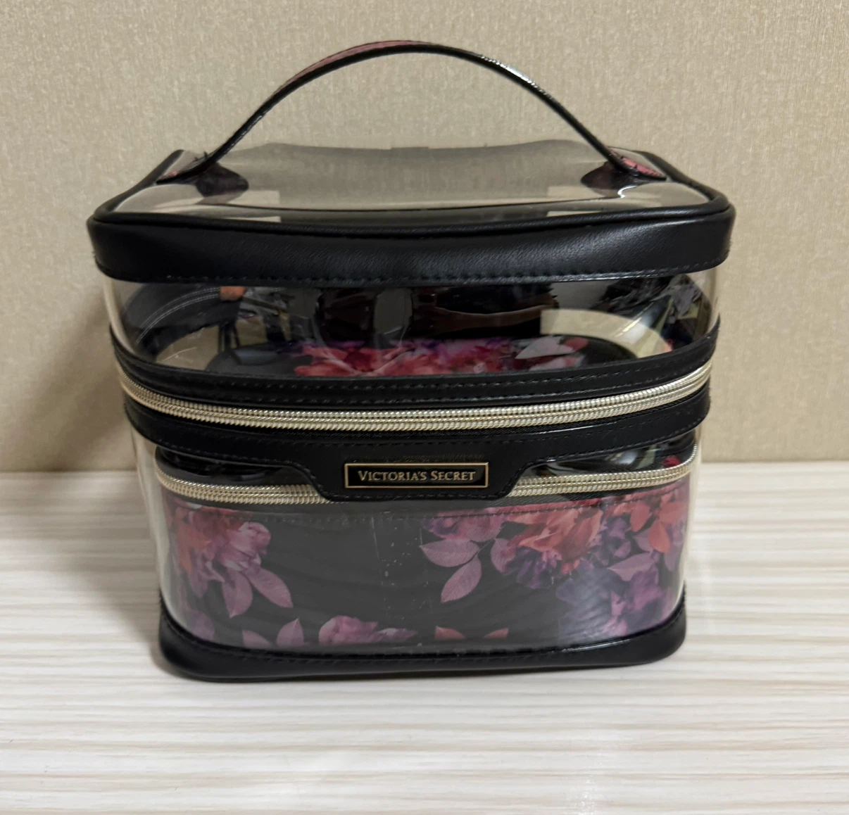 美品 Victoria’s Secret 旅行用　トラベルポーチ　ヴィクシー　ヴィクトリアシークレット