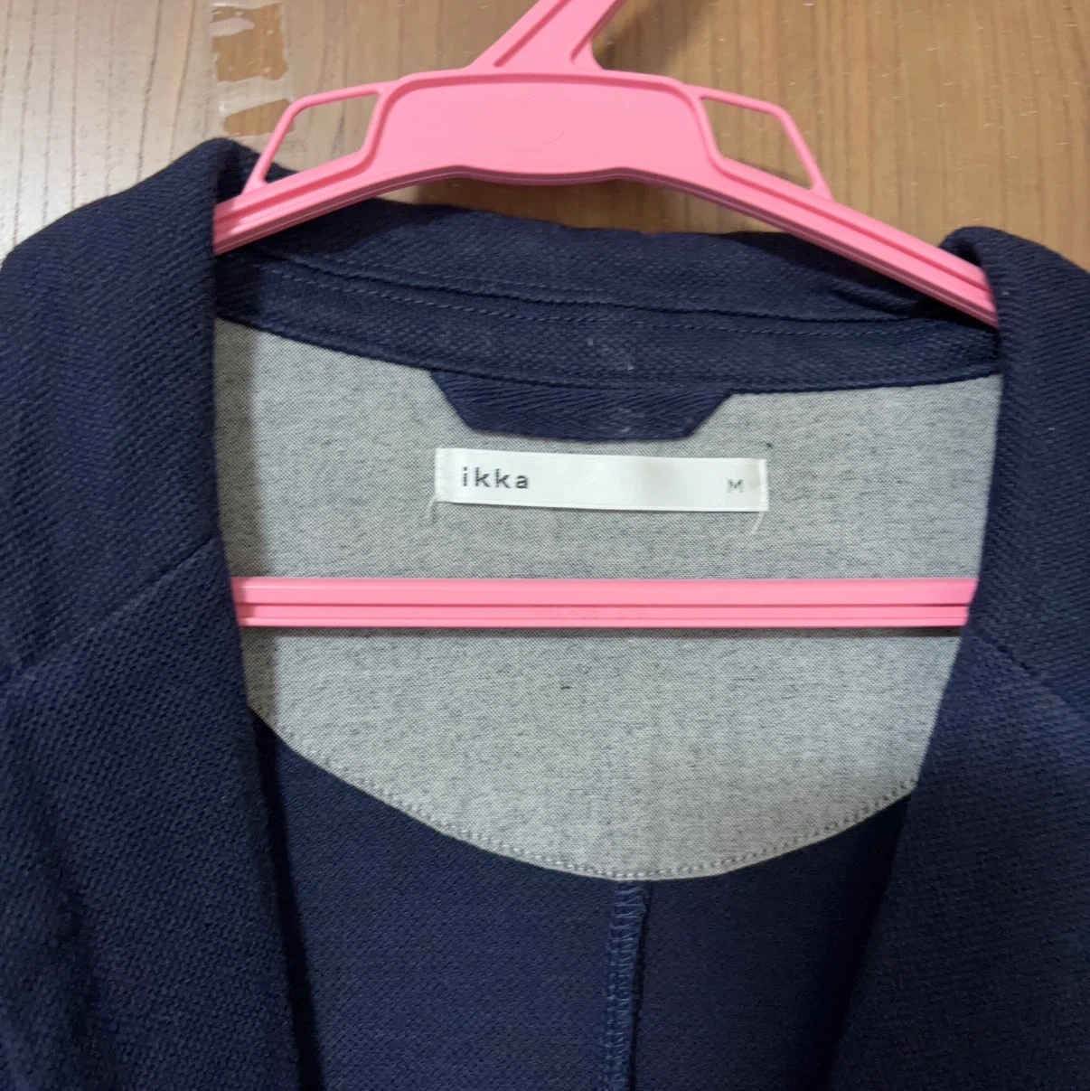 ikka テーラードジャケット ネイビー Mサイズの写真2枚目