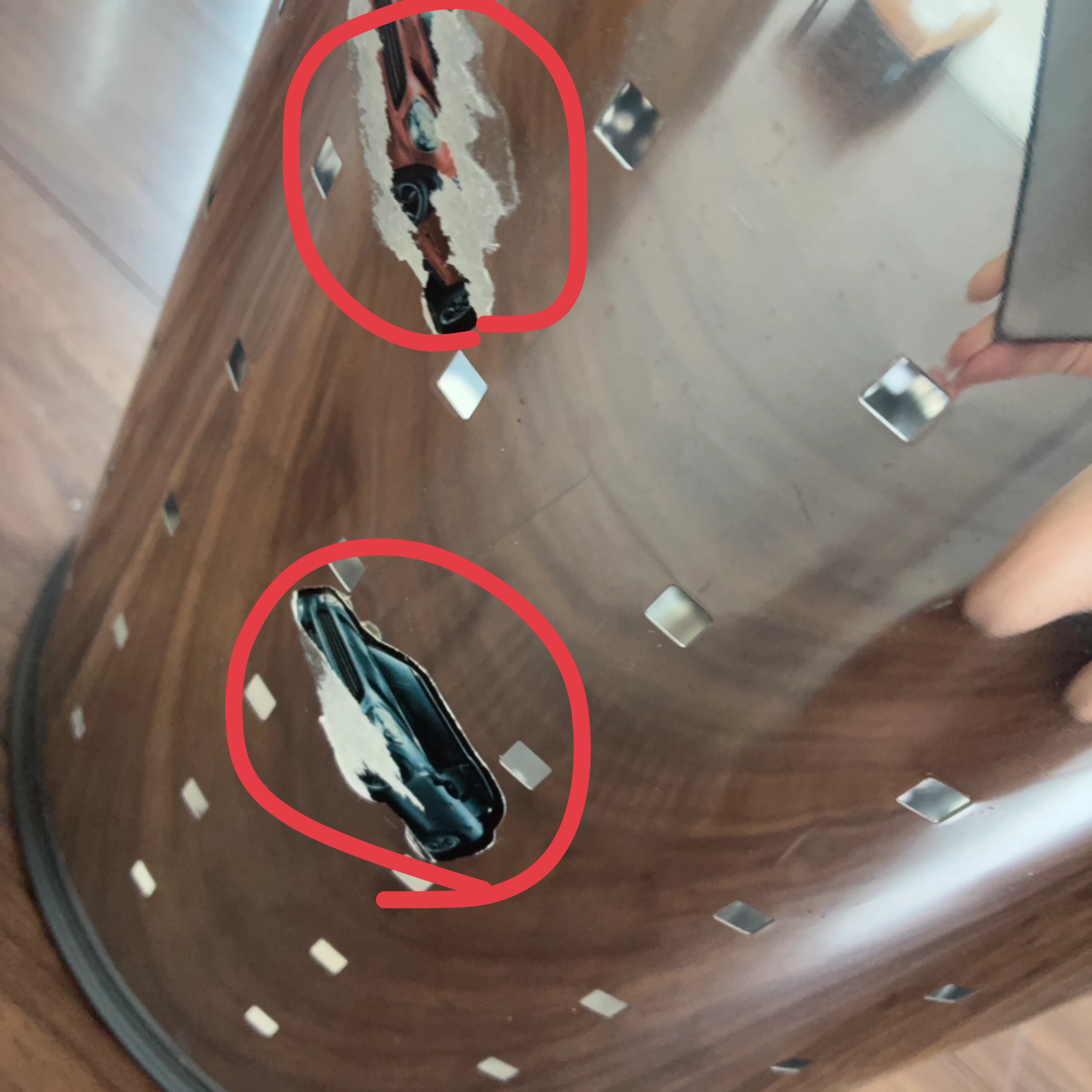 ステンレス製 パンチング ゴミ箱の写真5枚目