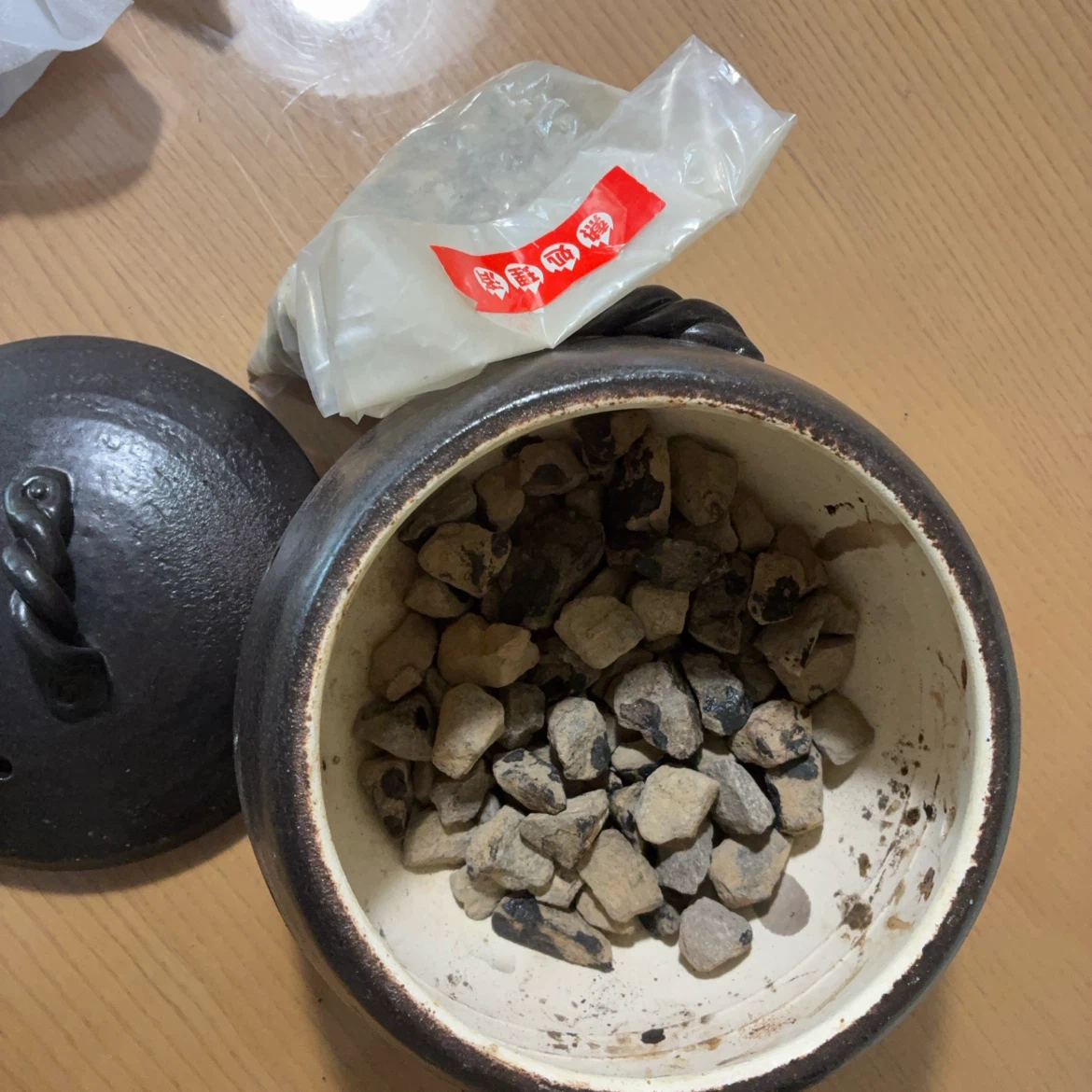 石焼き芋器　石焼きつぼ　萬古焼　穴空き鍋の写真2枚目