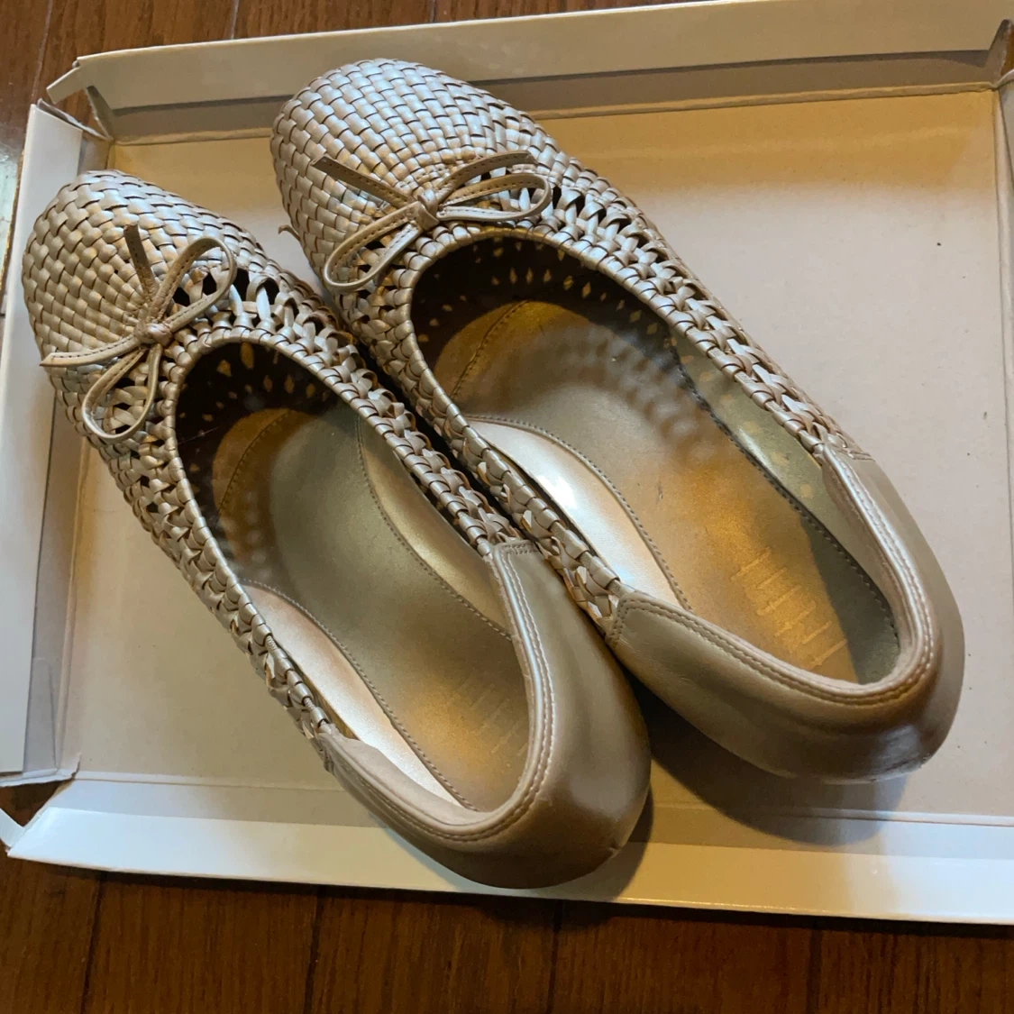 フィットフィット ウェッジソールパンプス ゴールド