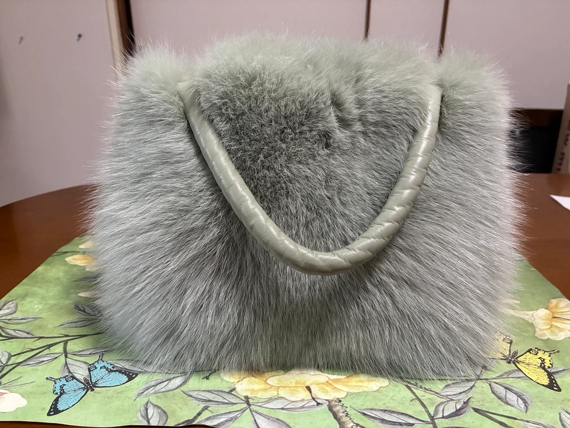 サガファー フォックス ハンドバッグ アイスブルー