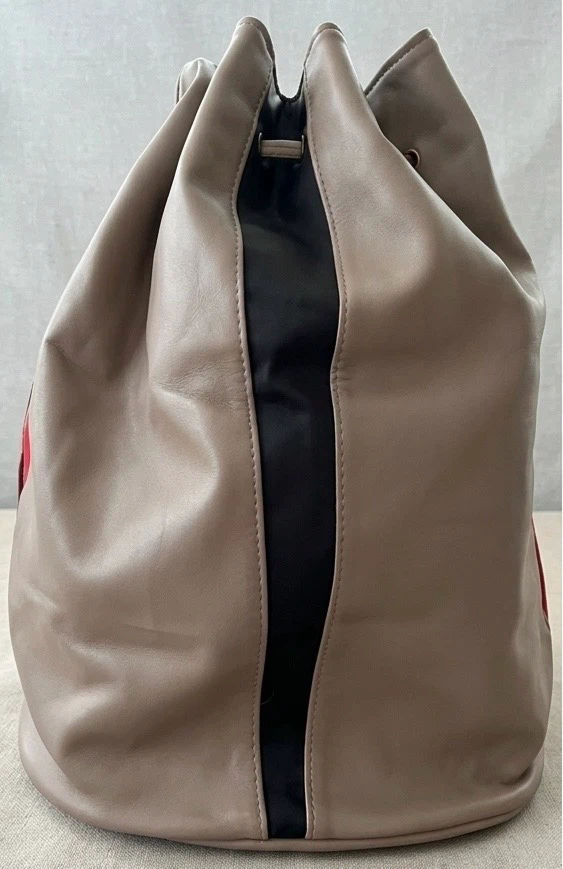 未使用‼️美品バッグ🌟グレー×レッド×ブラック