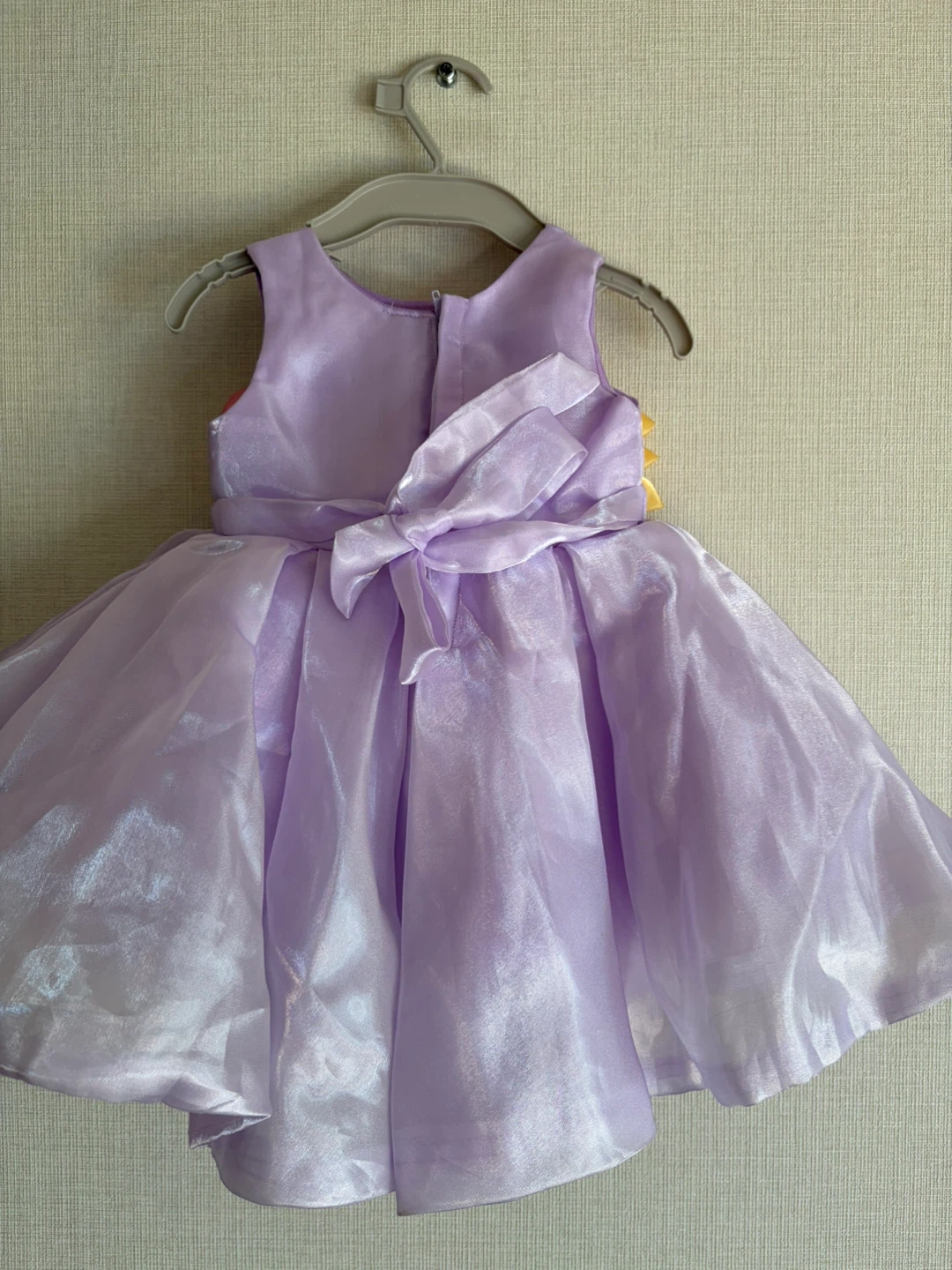 キッズドレス ラベンダー 花モチーフ 90サイズの写真3枚目