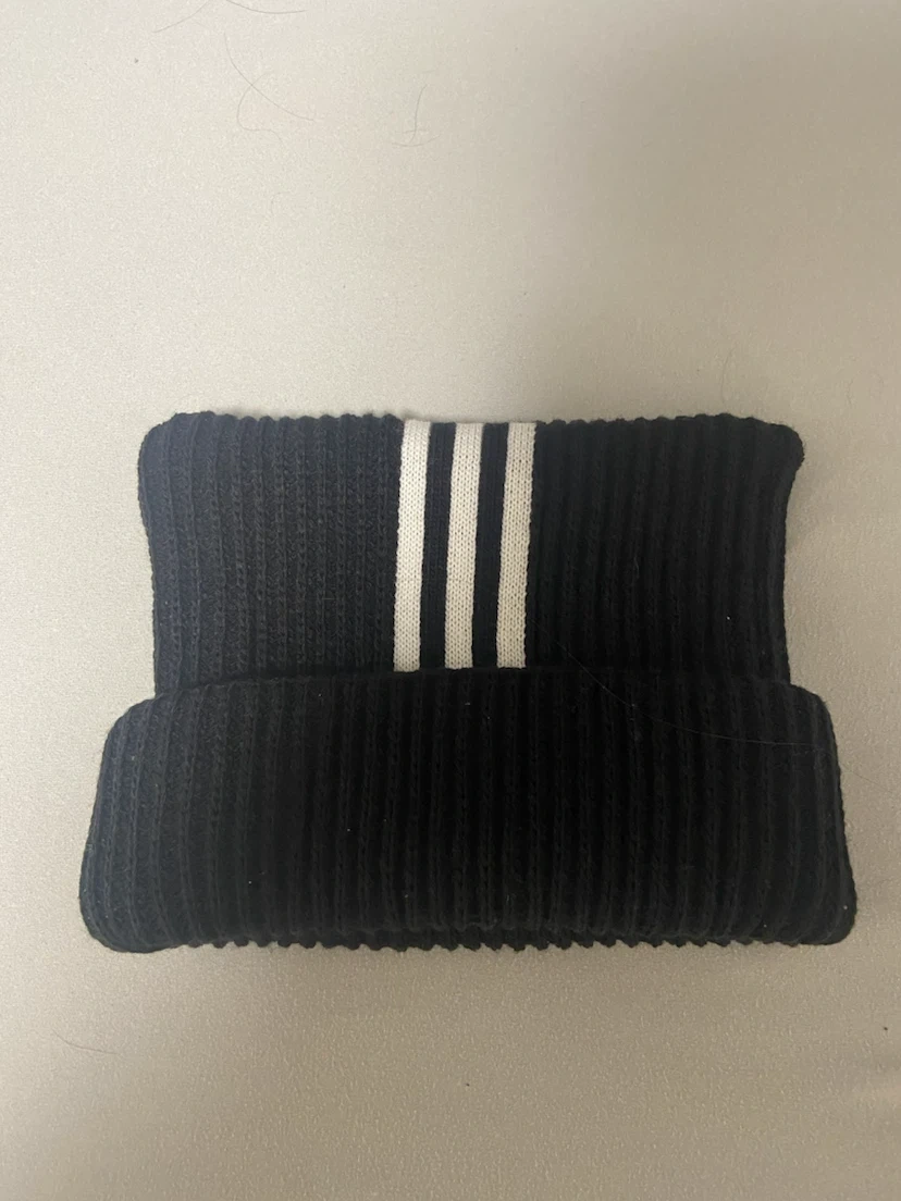 adidas アディダス ニット帽 黒