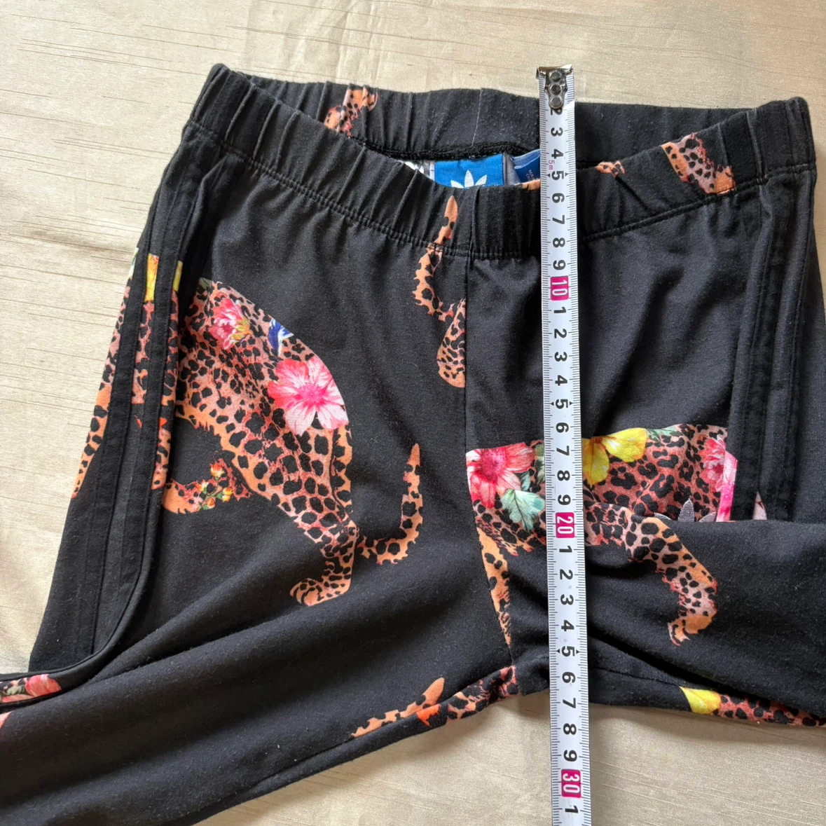 アディダス レギンス ヒョウ柄の写真8枚目