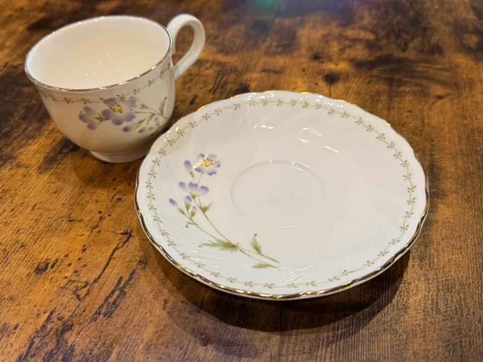 Vintage style tea cupの写真4枚目