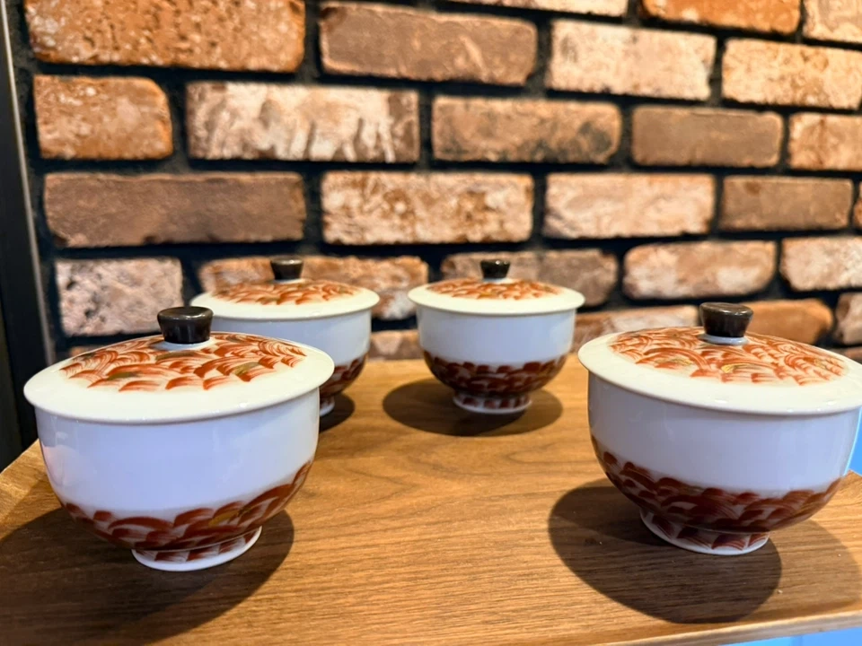 Arita ware蓋付き 蓋碗 4客セット 陶器の写真2枚目