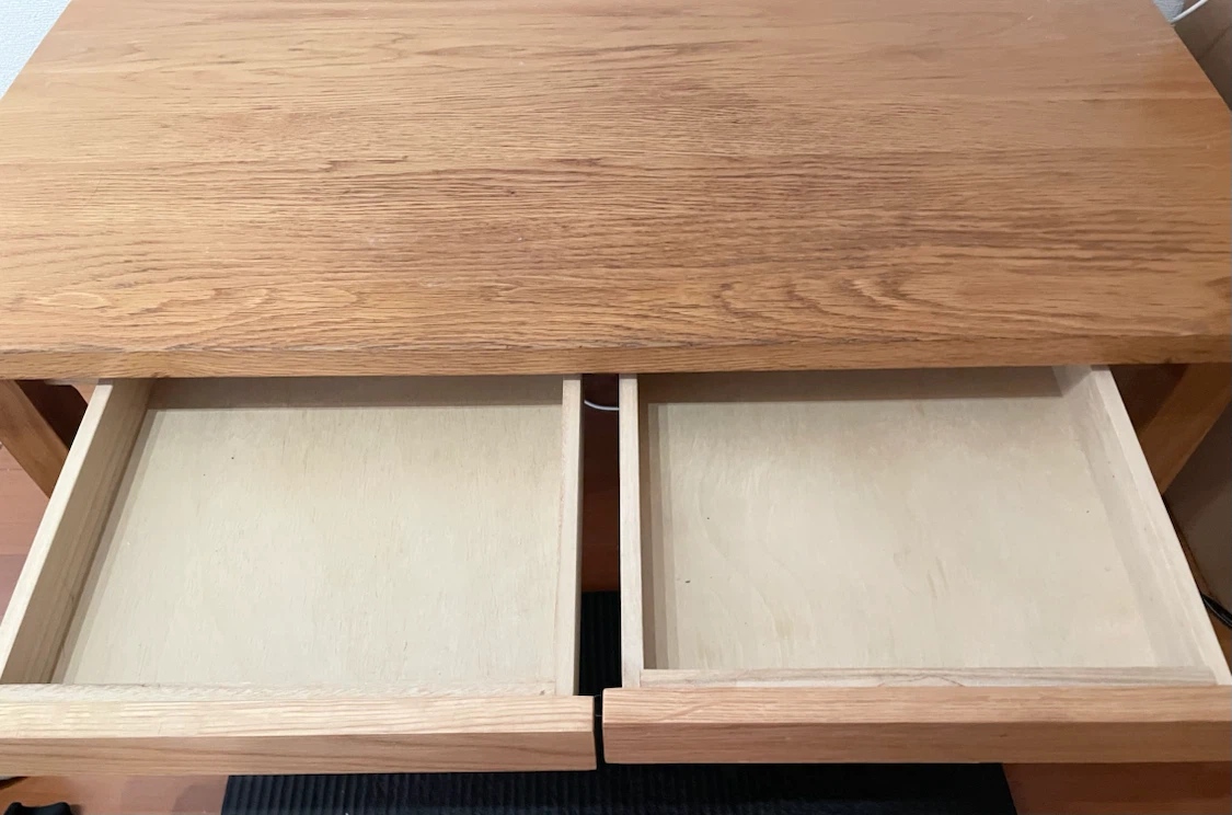 無印良品 無垢材ローテーブル オーク材 90×45cmの写真2枚目