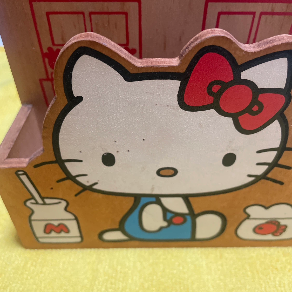ハローキティ 木製壁掛けラック ミラー付きの写真6枚目