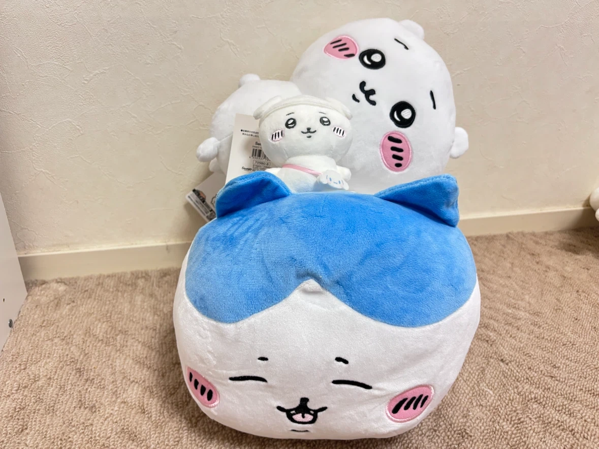 ちいかわ ハチワレ ぬいぐるみ