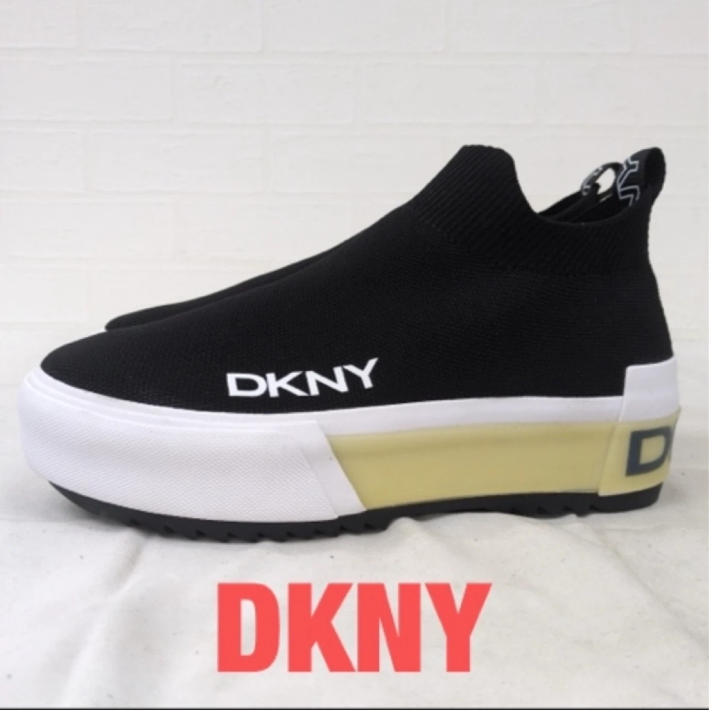 【DKNY】ダナ・キャラン・ニューヨーク メンズ サイズUS8.5M スニーカー ブラック シューズ スリッポン