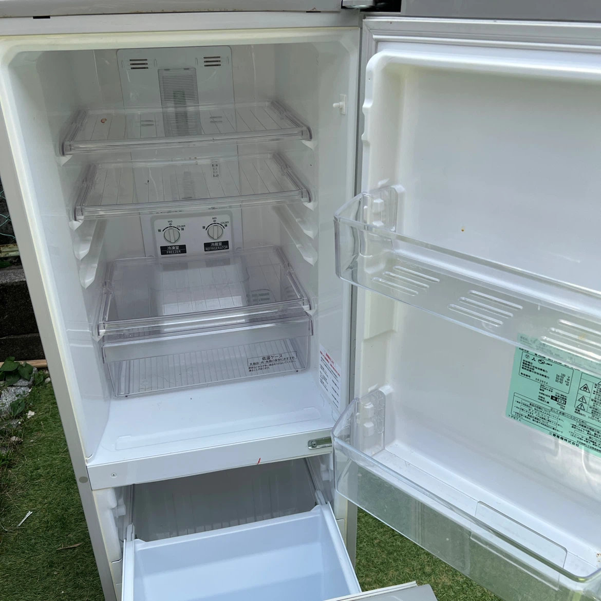 【自動霜取り機能付き】三菱　冷蔵庫 146L 2ドアの写真4枚目