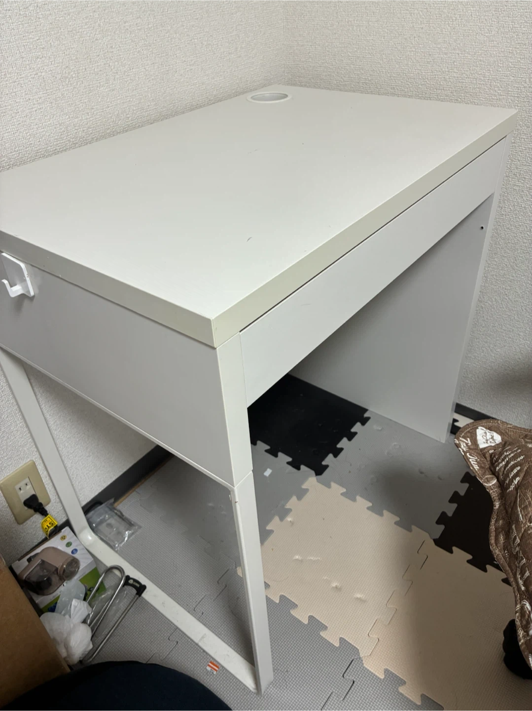 IkEA シンプルデスク 引き出し付き ホワイト