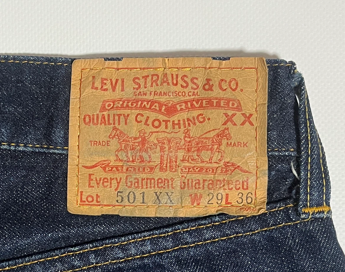 LEVI'S 501XX W29 555 バレンシア BIGE 赤耳 濃紺90sの写真3枚目