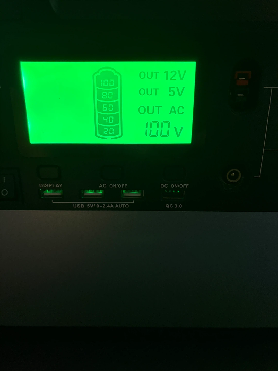ポータブル電源　BESTEK MRP1000Uの写真2枚目