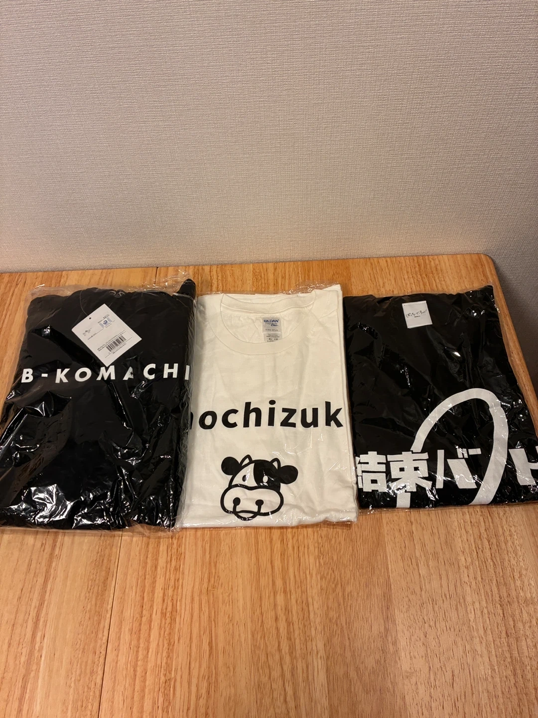 【3点セット_新品未使用】B小町、結束バンド、NEW GAMEのパーカー、Tシャツ